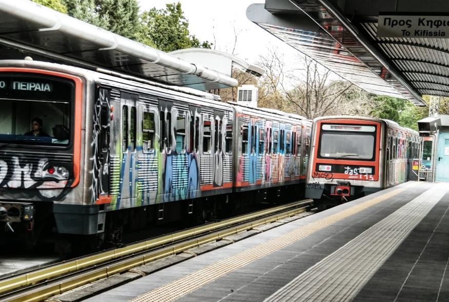 Καύσωνας και κατάρρευση στα ΜΜΜ: Λιποθύμησε οδηγός στη Γραμμή 1 του ΗΣΑΠ