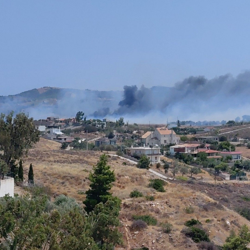 Φωτιά στην περιοχή Τογάνι Κερατέας με πυροσβεστικές δυνάμεις στο σημείο