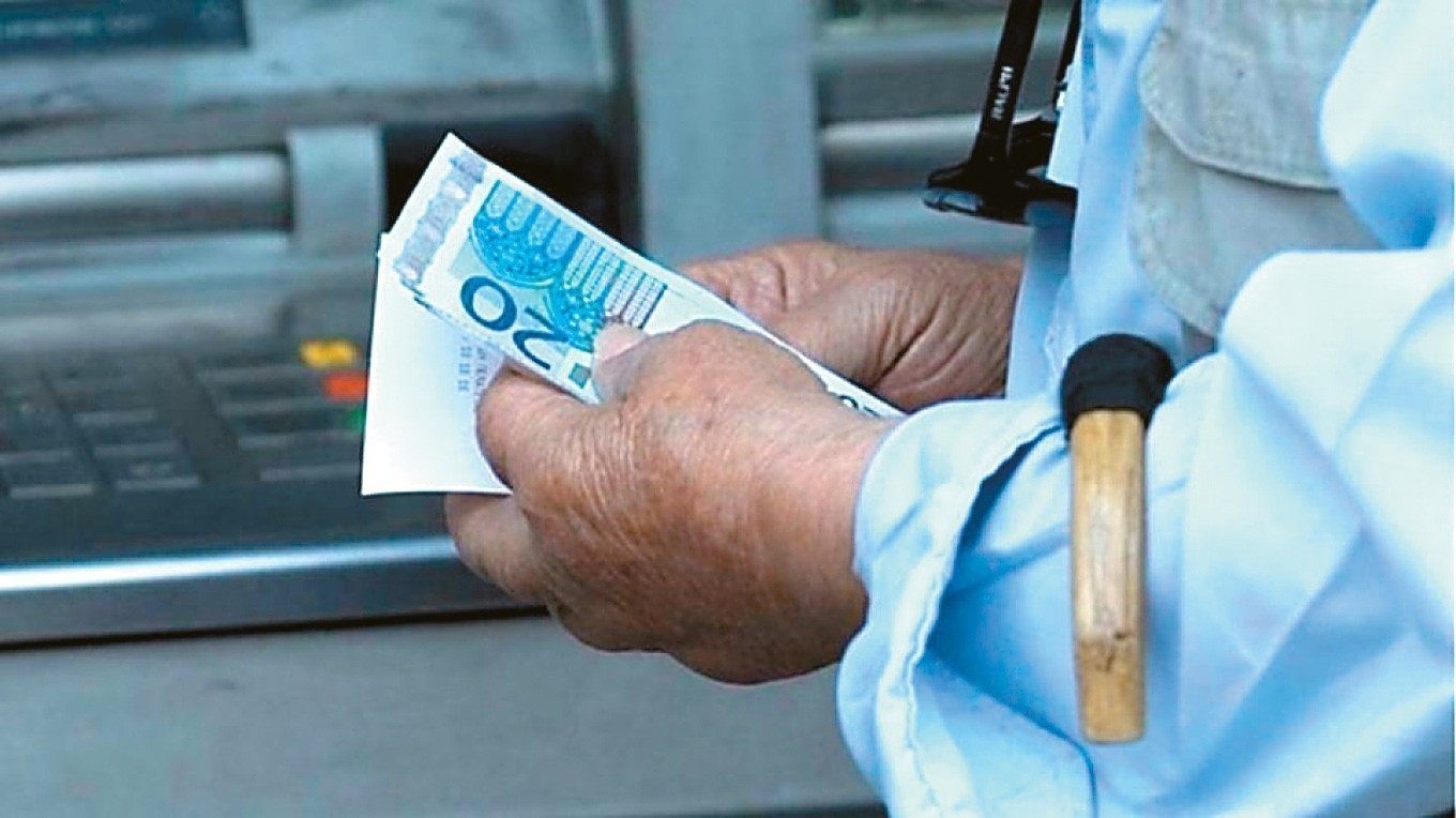 Συνταξιούχοι δικαιούχοι του επιδόματος 250 ευρώ – Πληρωμές Νοεμβρίου