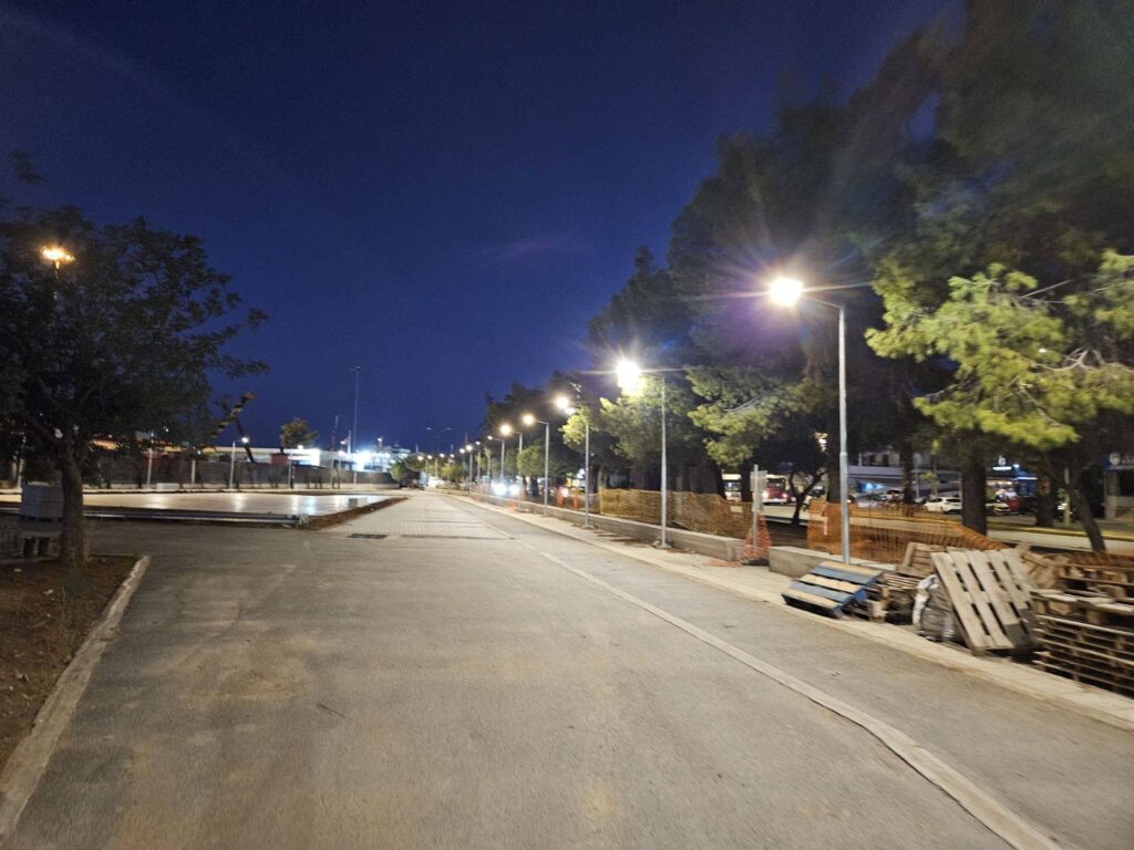 Πέραμα νέο αστικό πάρκο με φωτισμό LED και χώρους αναψυχής