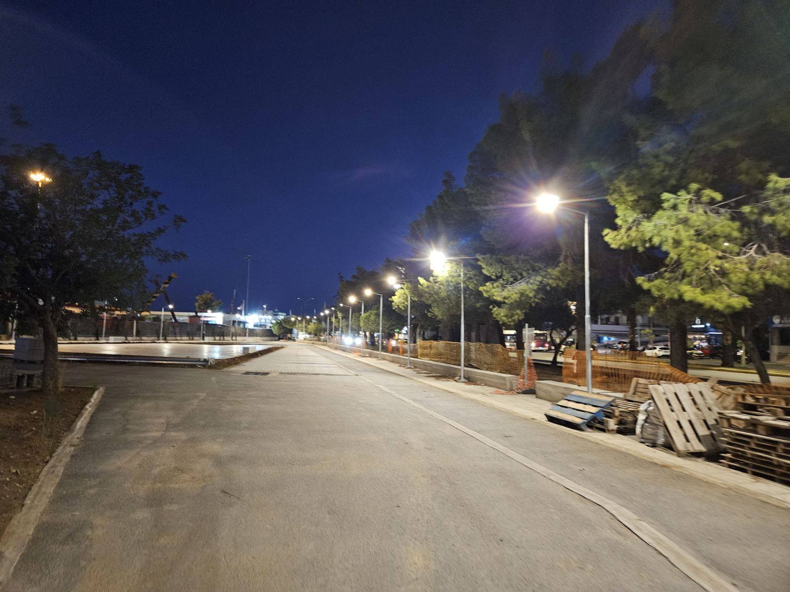 Πέραμα νέο αστικό πάρκο με φωτισμό LED και χώρους αναψυχής