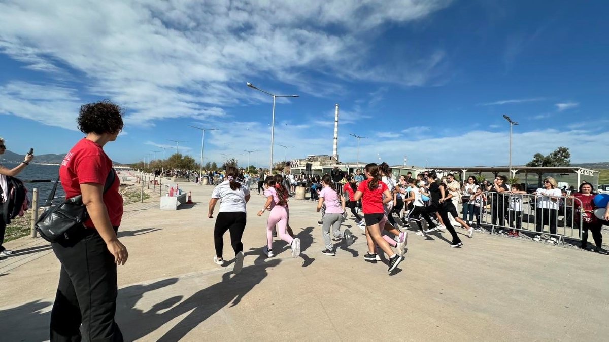 drasilektriki14 Μαθητικός αγώνας δρόμου στη Δραπετσώνα για τη Μάχη της Ηλεκτρικής