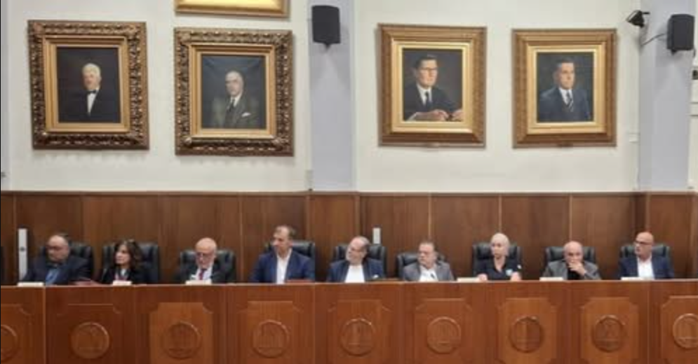 Παπαμανώλης Ντόζας στην Επιτροπή Ναυτιλίας του Δήμου Πειραιά
