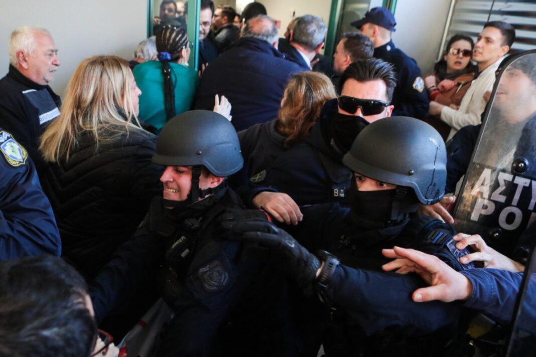 Επεισόδια στο Κρατικό Νίκαιας – κινητοποίηση γιατρών και παρουσία αστυνομίας