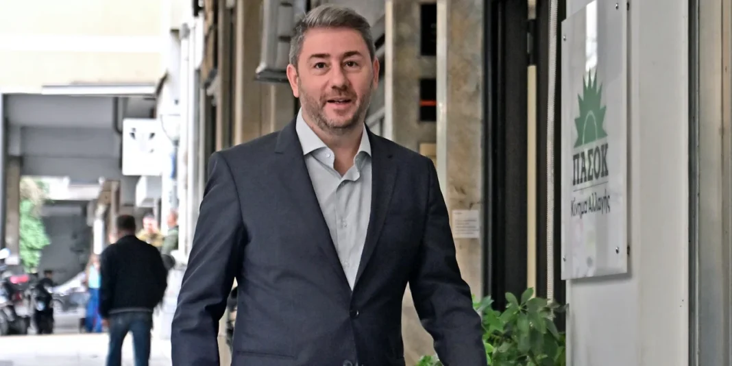 Νίκος Ανδρουλάκης στη συνεδρίαση της ΚΟΕΣ του ΠΑΣΟΚ για το συνέδριο και τους συνέδρους