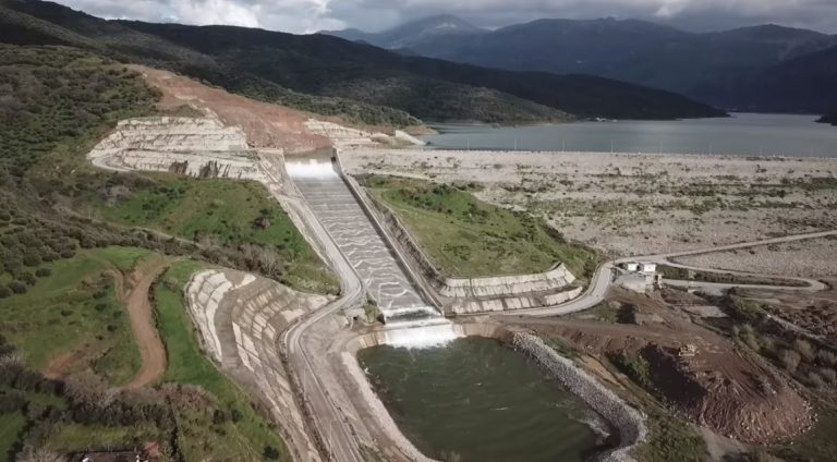 Φράγμα Αποσελέμη στην Κρήτη με αυξημένες εισροές νερού και ενίσχυση αποθεμάτων σύμφωνα με τον ΟΑΚ