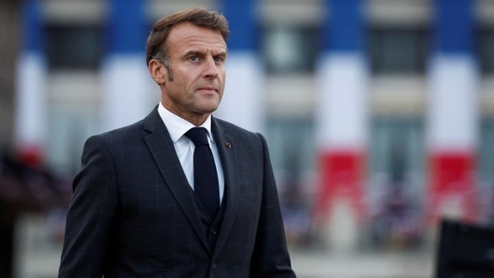 Ο Εμανουέλ Μακρόν μιλά για ευρωομόλογα και κοινό δανεισμό στην Ευρωπαϊκή Ένωση.