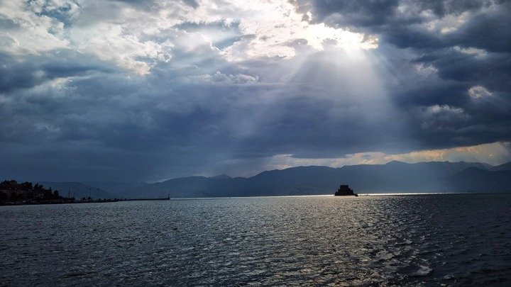 Red Code Πολιτική Προστασία – συναγερμός για πλημμύρες και καταιγίδες