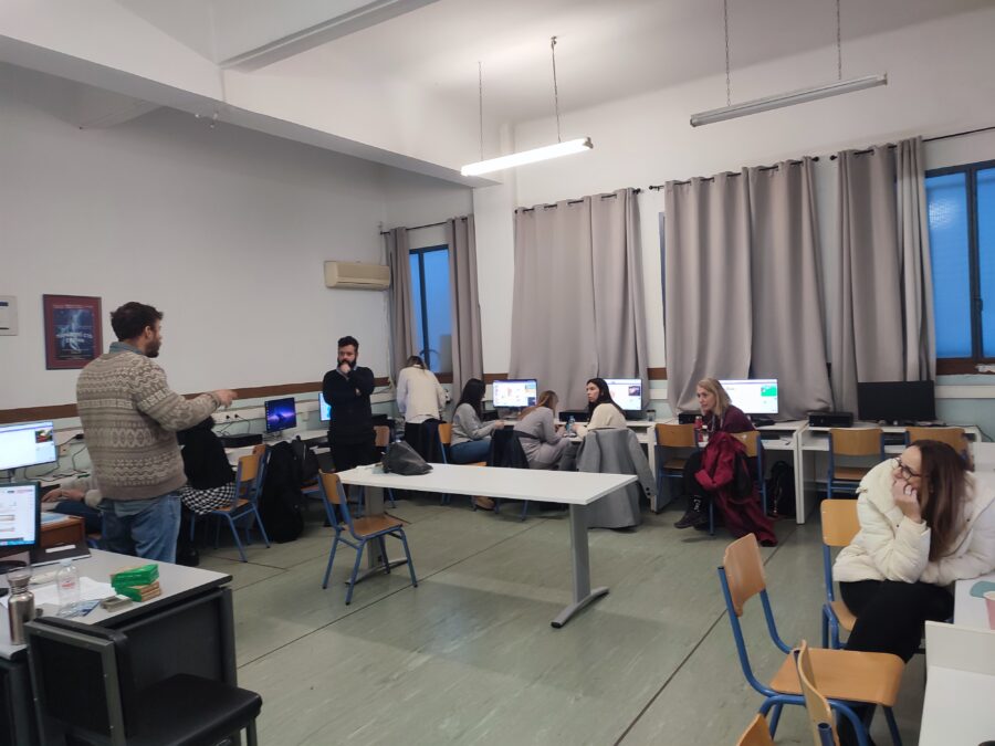 εργαστήριο Πειραιάς εκπαιδευτικοί