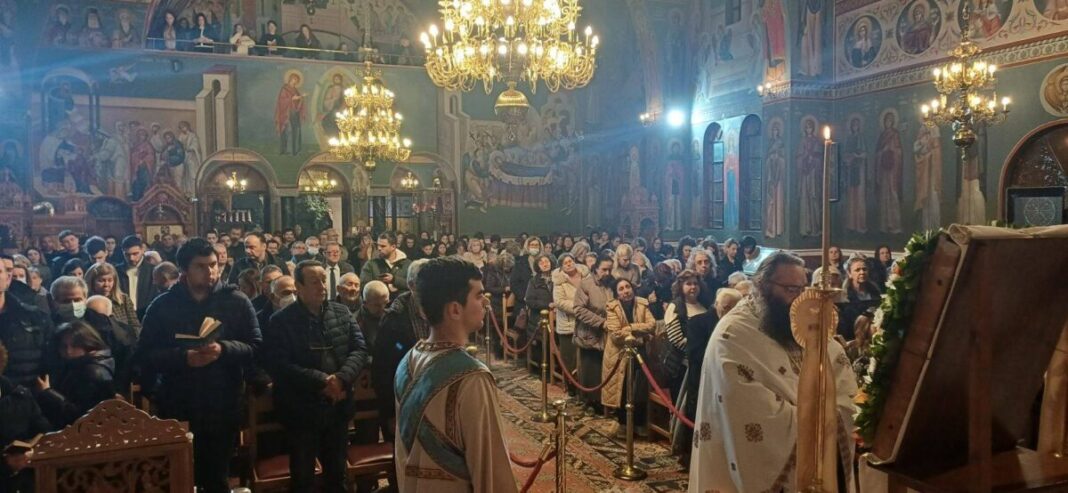 Άγιος Αντώνιος Κερατσίνι Χαιρετισμοί πιστοί