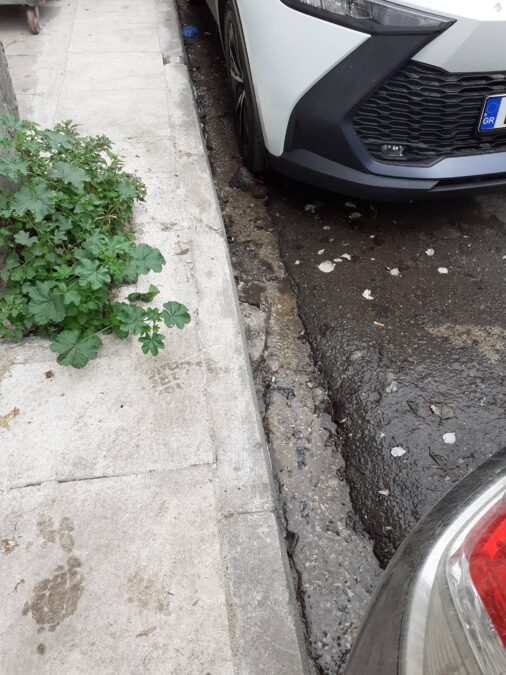 διαρροή νερού στη Ζάννη Πειραιάς