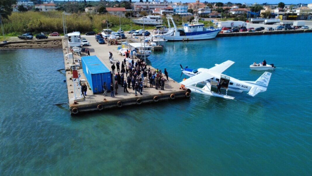 Υδροπλάνο της Hellenic Seaplanes στο λιμάνι της Κυλλήνης